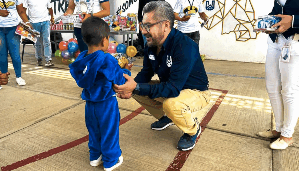 Universidad Politécnica de Amozoc celebra Día del Niño con comunidad