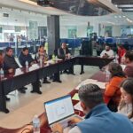 Padres de familia exigen docentes en Ixtacamaxtitlán; SEP firma acuerdos