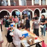 IMSS-Bienestar y Gobierno De Puebla mantienen vacunación en mercados y plazas.