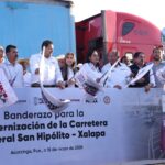 Armenta Mier encabeza banderazo de inicio a modernización de carretera federal San Hipólito-Xalapa