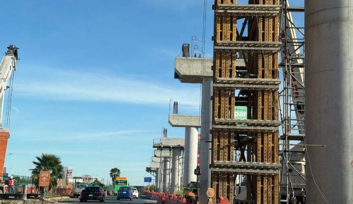 Tras caída de vigas, muere trabajador en obras de la línea 6 del Metro en Apodaca, NL