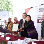 Puebla consolida liderazgo nacional en producción de mezcal con 91 medallas