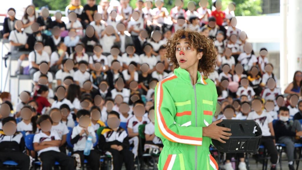 SEDIF lleva Circo de Valores y Unión Familiar a escuelas poblanas
